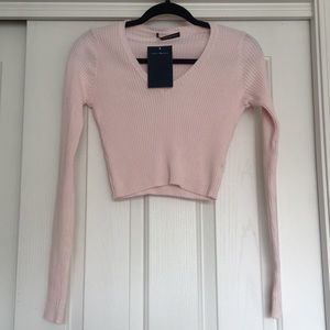 BRANDY MELVILLE Brand New✨ Cropped sweater